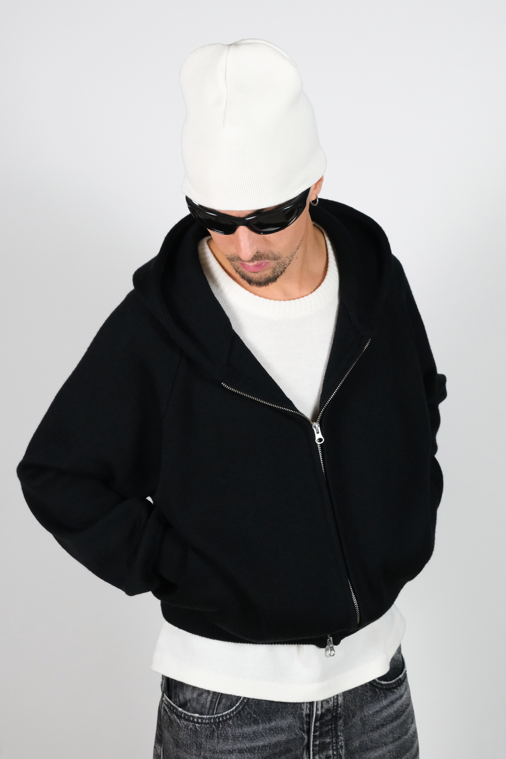 BLACK KNIT ZIP HOODIE JACKET