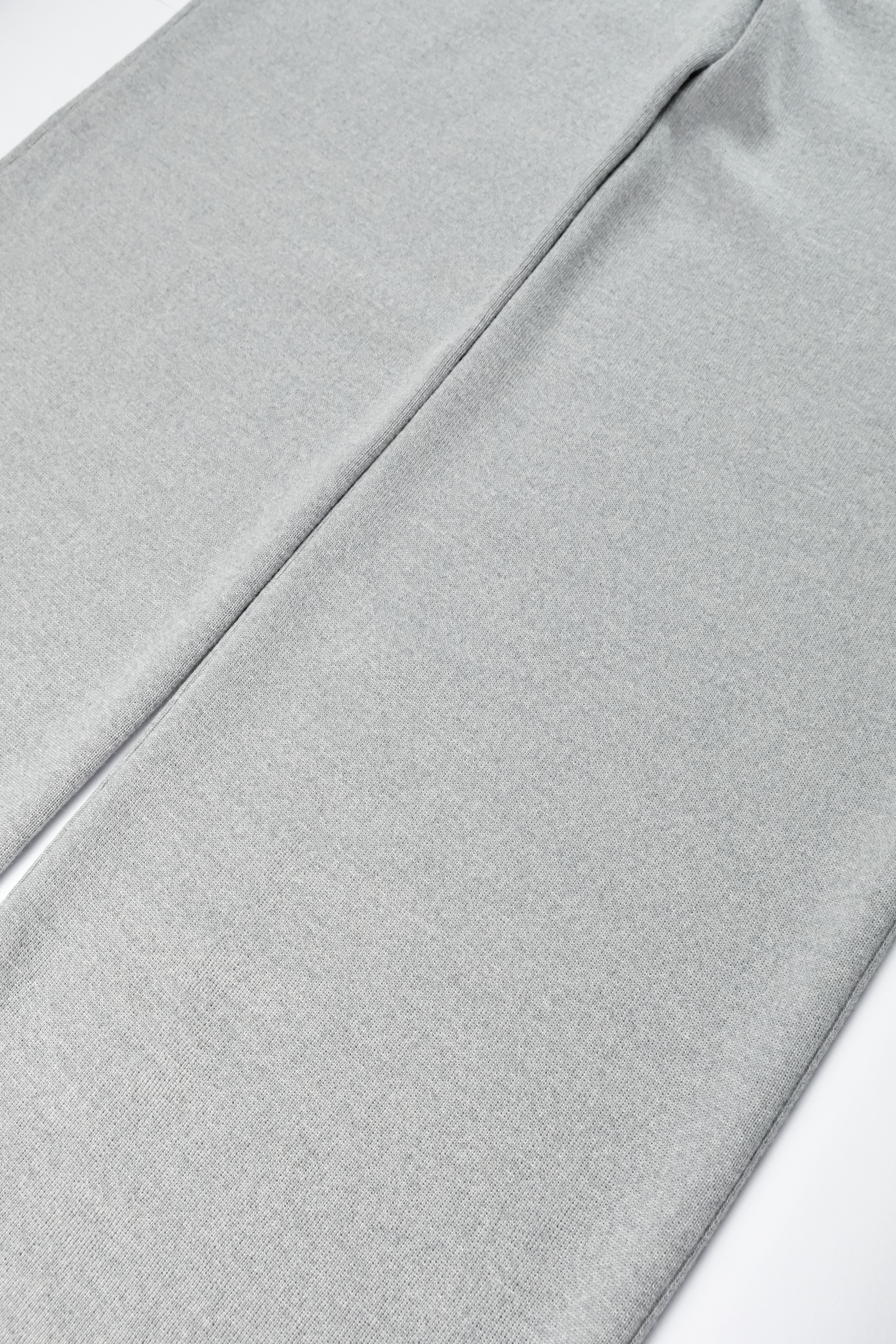 SILVER KNIT SWEATPANTS